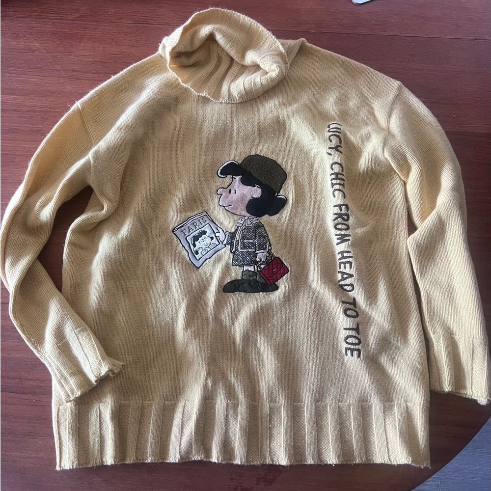 castelbalic Chic Women's Yellow Sweater